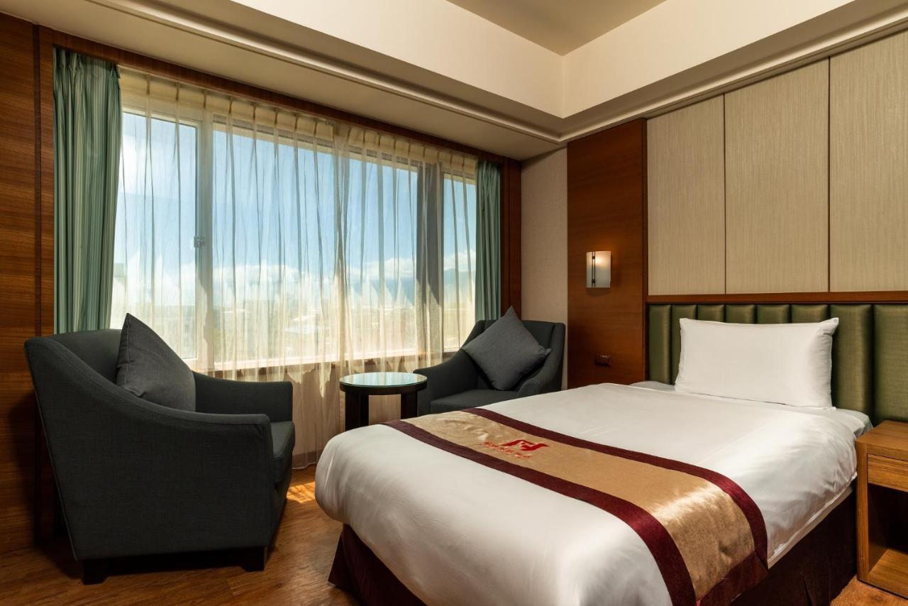 Fish Hotel Taitung Экстерьер фото