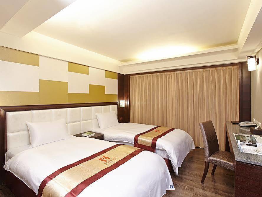 Fish Hotel Taitung Экстерьер фото